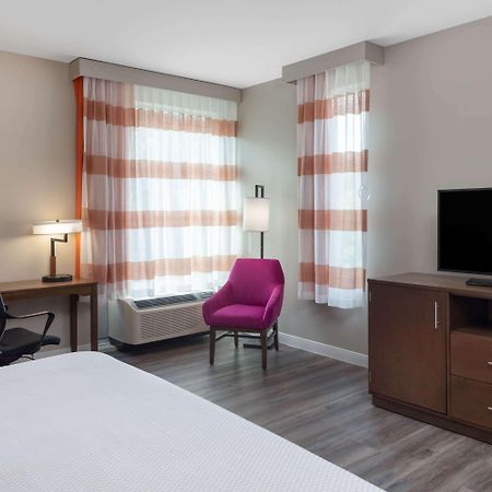 La Quinta By Wyndham Greensboro Airport High Point Екстериор снимка