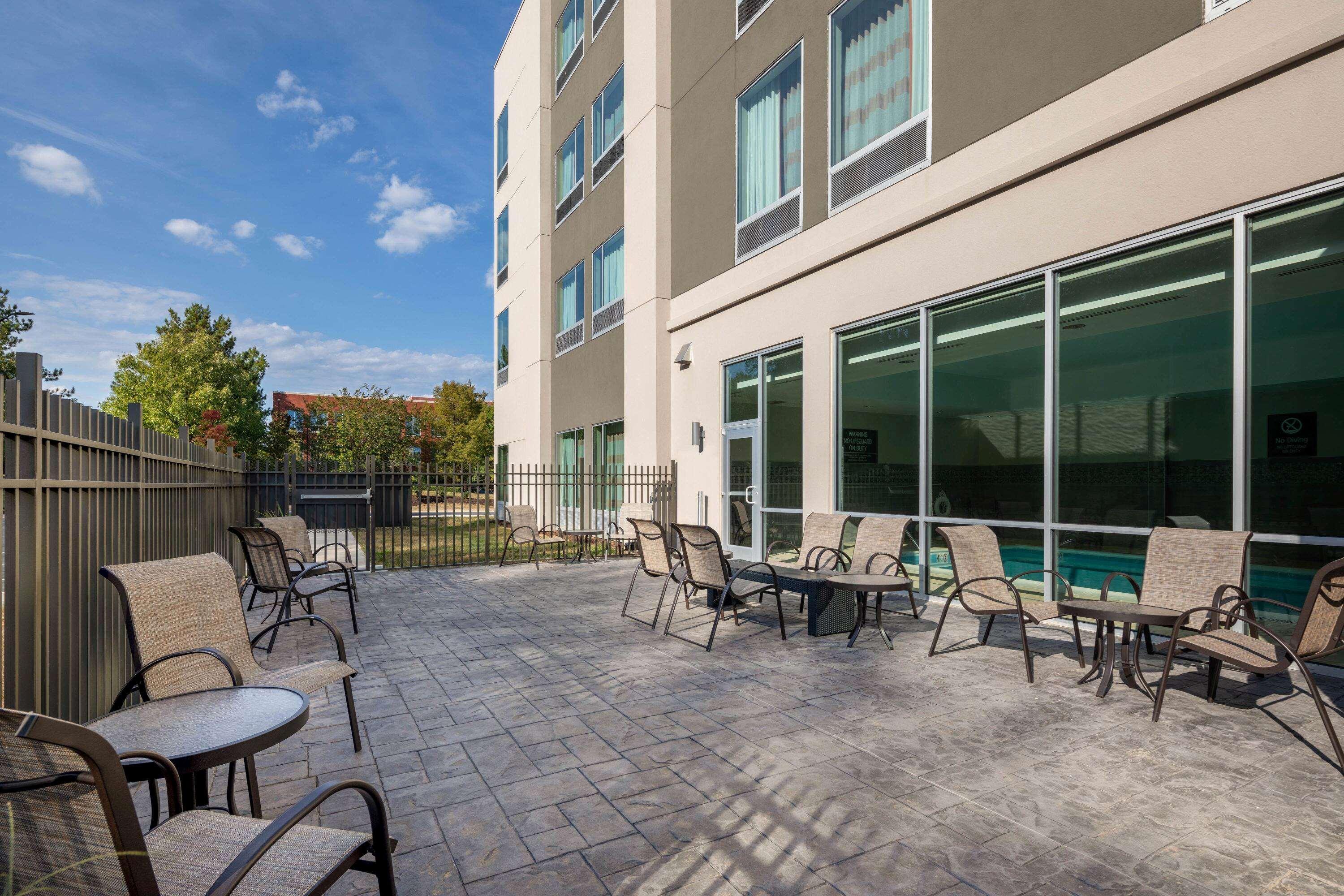 La Quinta By Wyndham Greensboro Airport High Point Екстериор снимка